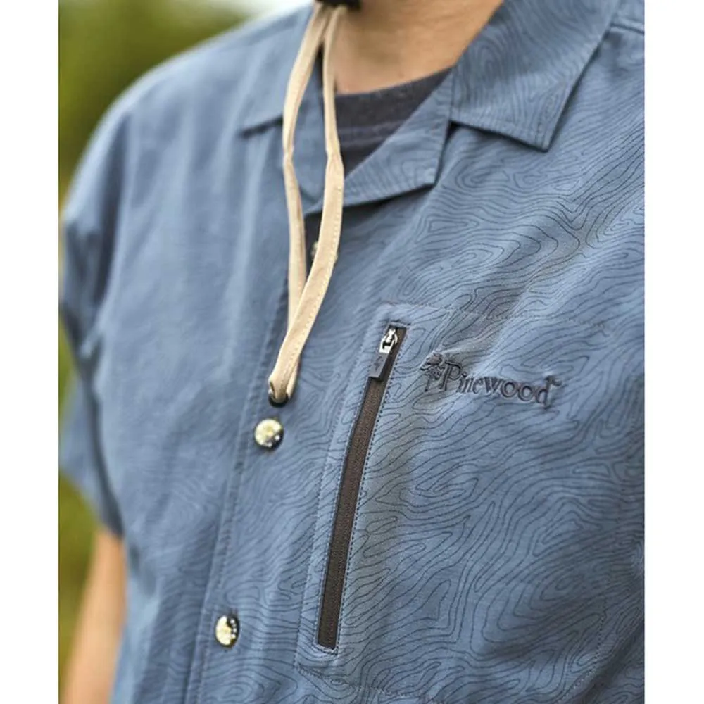 Pinewood Everyday Travel Topo Resort Kortarmet Skjorte, Dark storm blue Pinewood Everyday Travel Topo Resort Kortarmet Skjorte, Dark storm blue