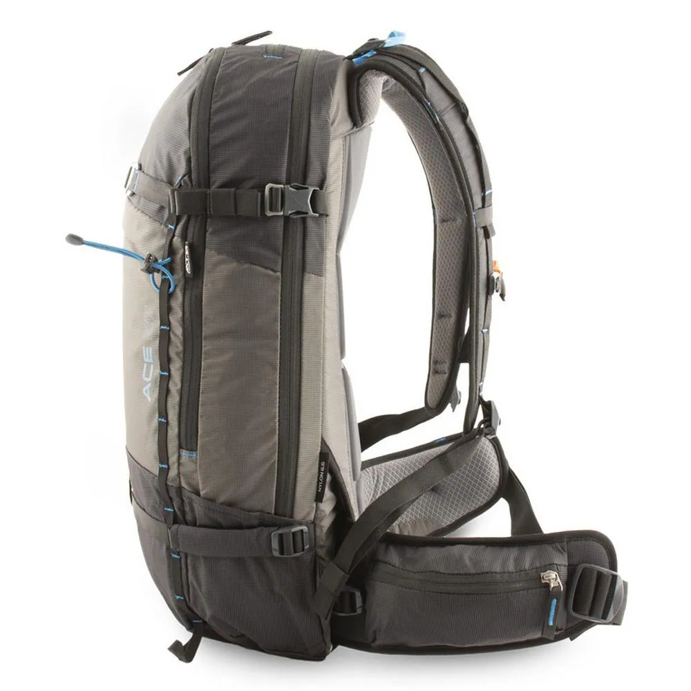 Pinguin Ace 27 Nylon Ryggsekk, Black Pinguin Ace 27 Nylon Ryggsekk, Black