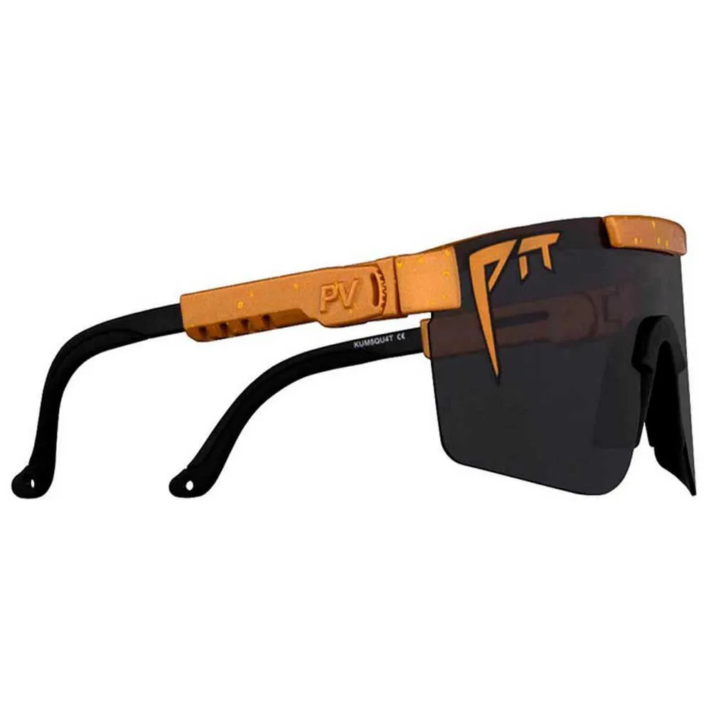Pit Viper The Originals Kumquat Polariserte Solbriller, Gold / black, Black Mirror/CAT3 Pit Viper The Originals Kumquat Polariserte Solbriller, Gold / black, Black Mirror/CAT3