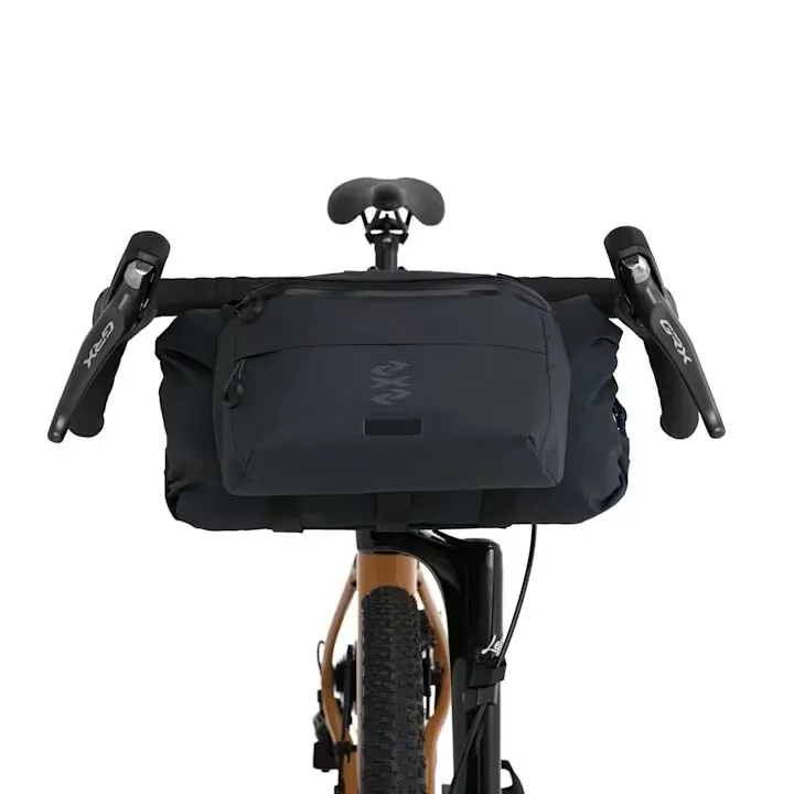 Rapha Explore Accessory Styreveske 4.5L, Vulcan / asphalt, One Size Rapha Explore Accessory Styreveske 4.5L, Vulcan / asphalt, One Size
