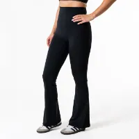 Relode Clean Treningstights Flared Petite Relode Clean Treningstights Flared Petite