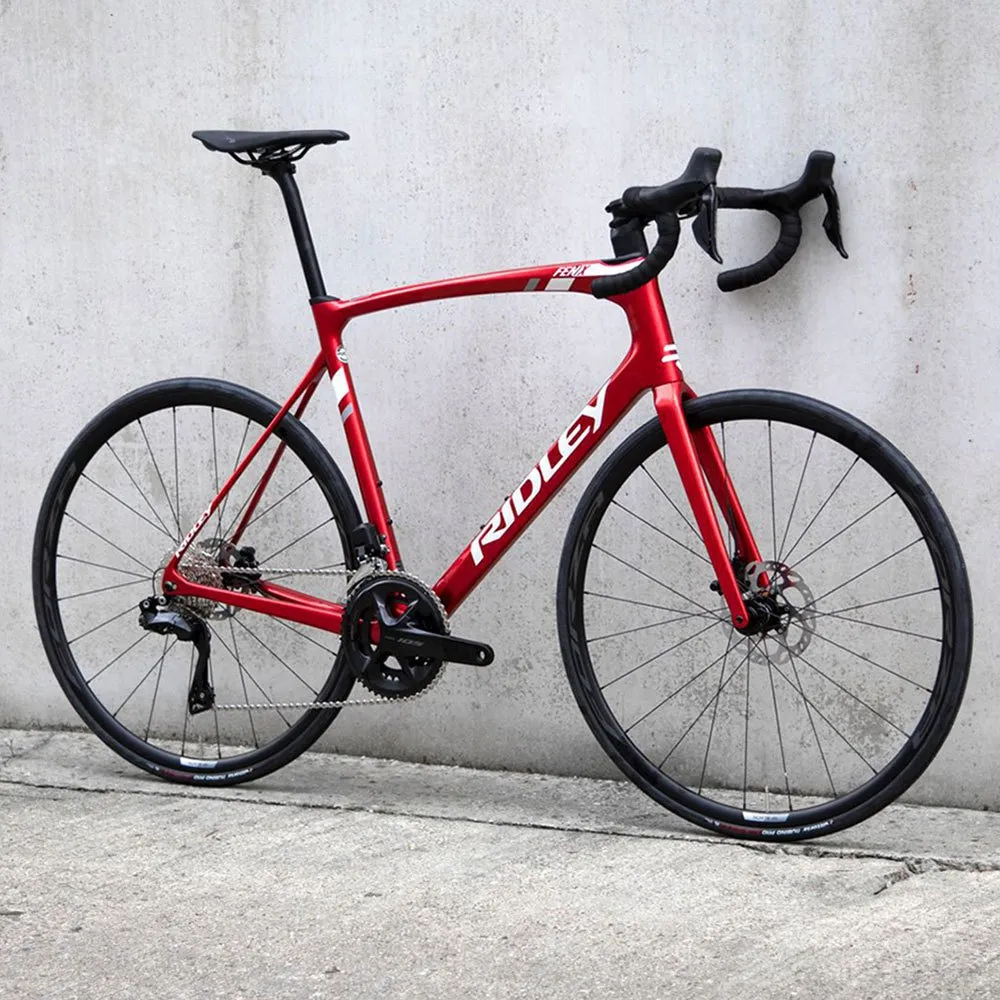Ridley Fenix Disc 105 Di2 2024 Landeveissykkel, Candy red / white Ridley Fenix Disc 105 Di2 2024 Landeveissykkel, Candy red / white