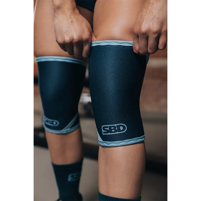 SBD Apparel Reflect Knebeskytter for tyngdeløft
