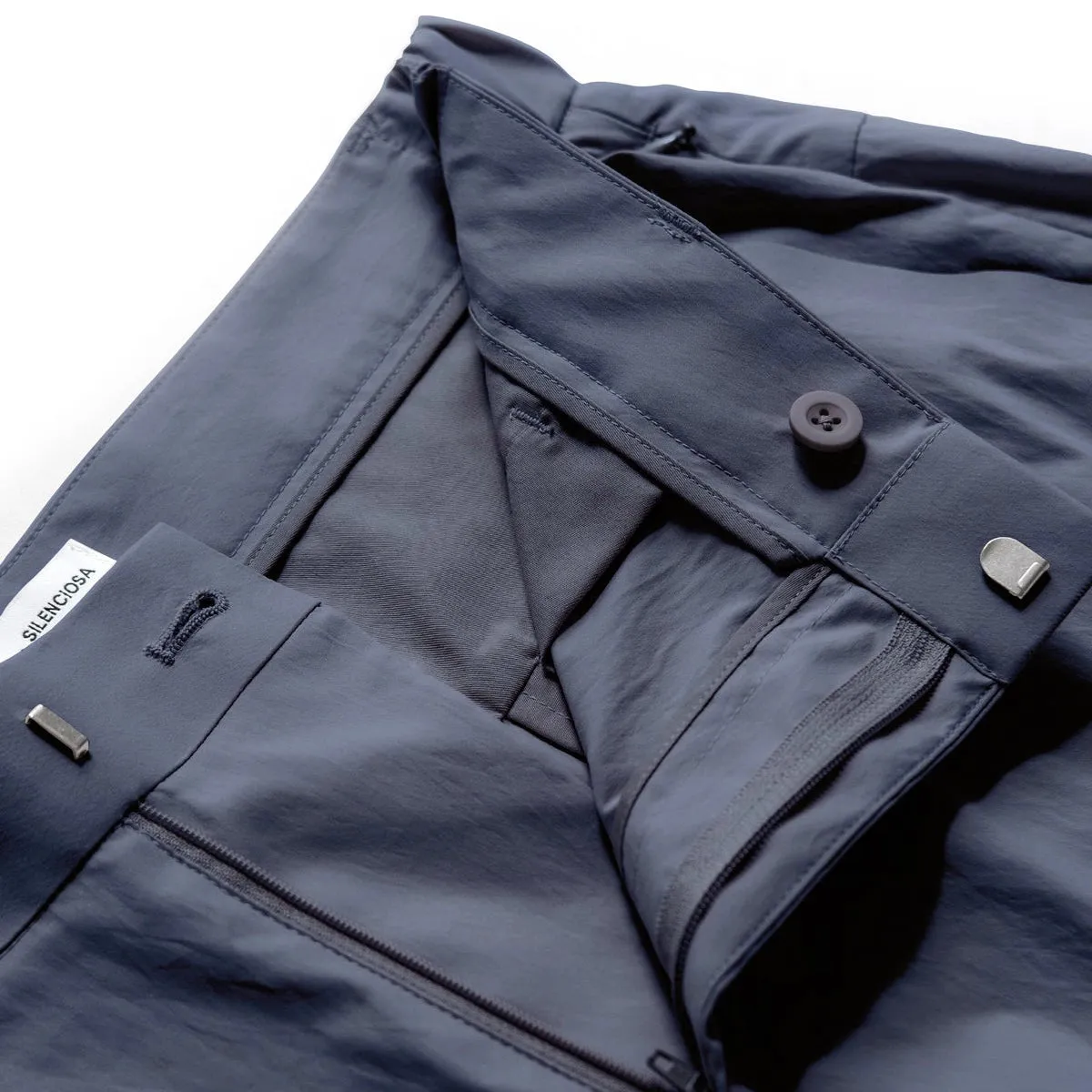 Silenciosa Light Shorts