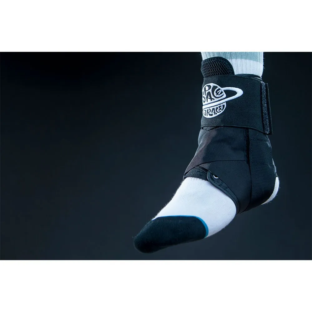 Space Brace Ankelbeskytter, Black