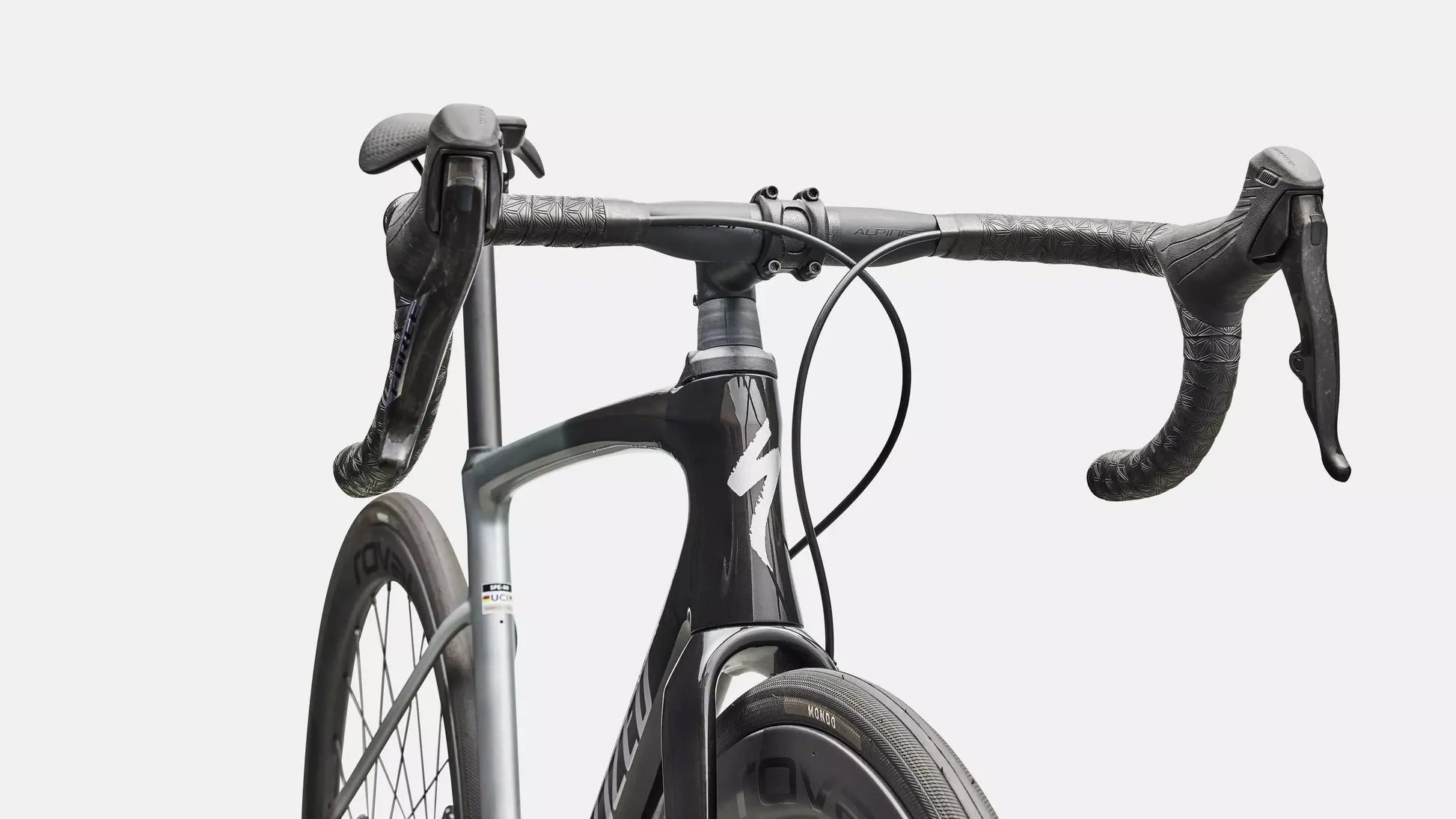 Specialized Roubaix SL8 Pro Road Bike Sram Force AXS E1 2026, Gloss carbon/shadow silver, Landeveissykkel