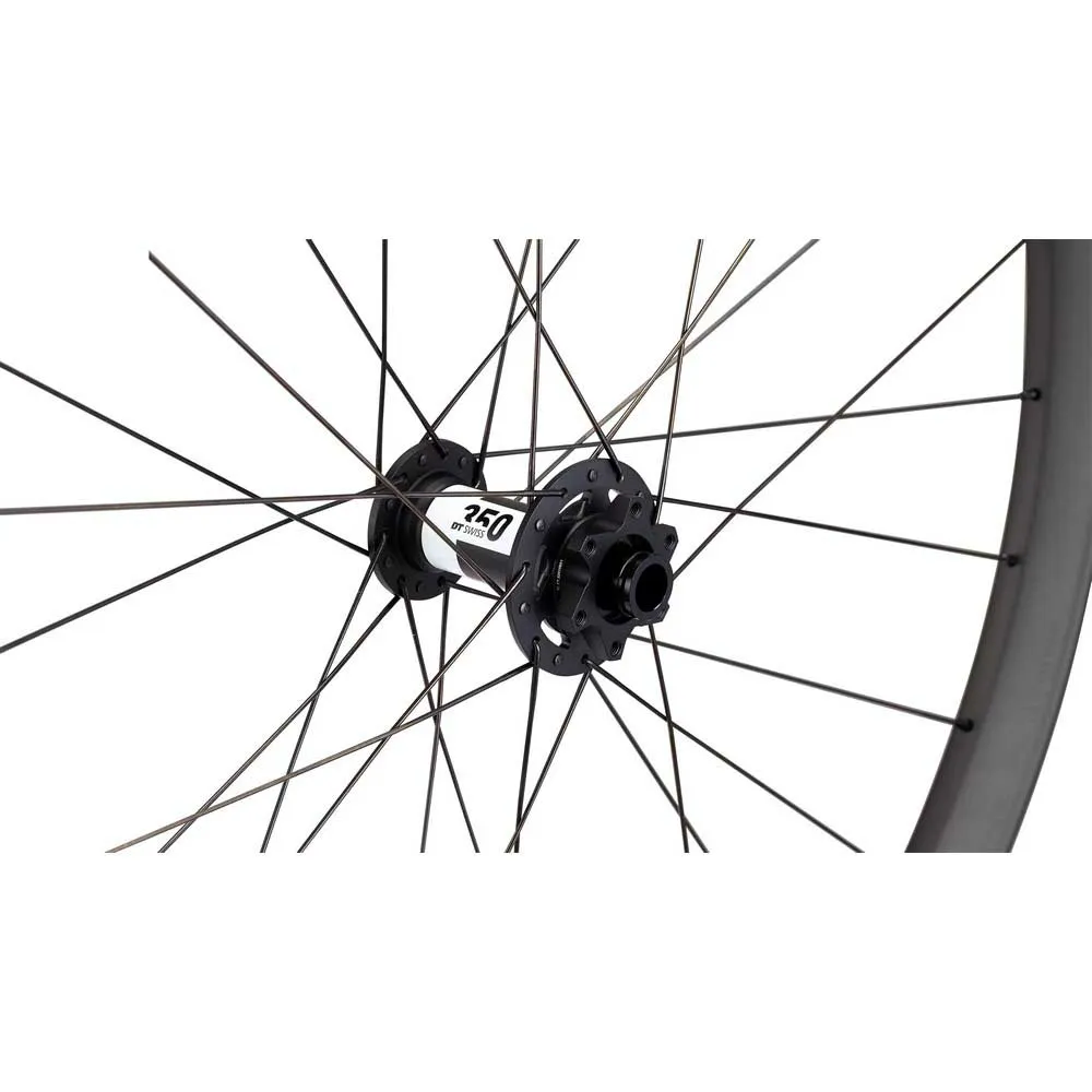 Specialized Roval Traverse Hd 350 29´´ 6b Disc Tubeless Terrengsykkel Forhjul, Satin carbon / black, 15 x 110mm Specialized Roval Traverse Hd 350 29´´ 6b Disc Tubeless Terrengsykkel Forhjul, Satin carbon / black, 15 x 110mm