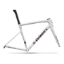 Gloss metallic white silver / pearl / black