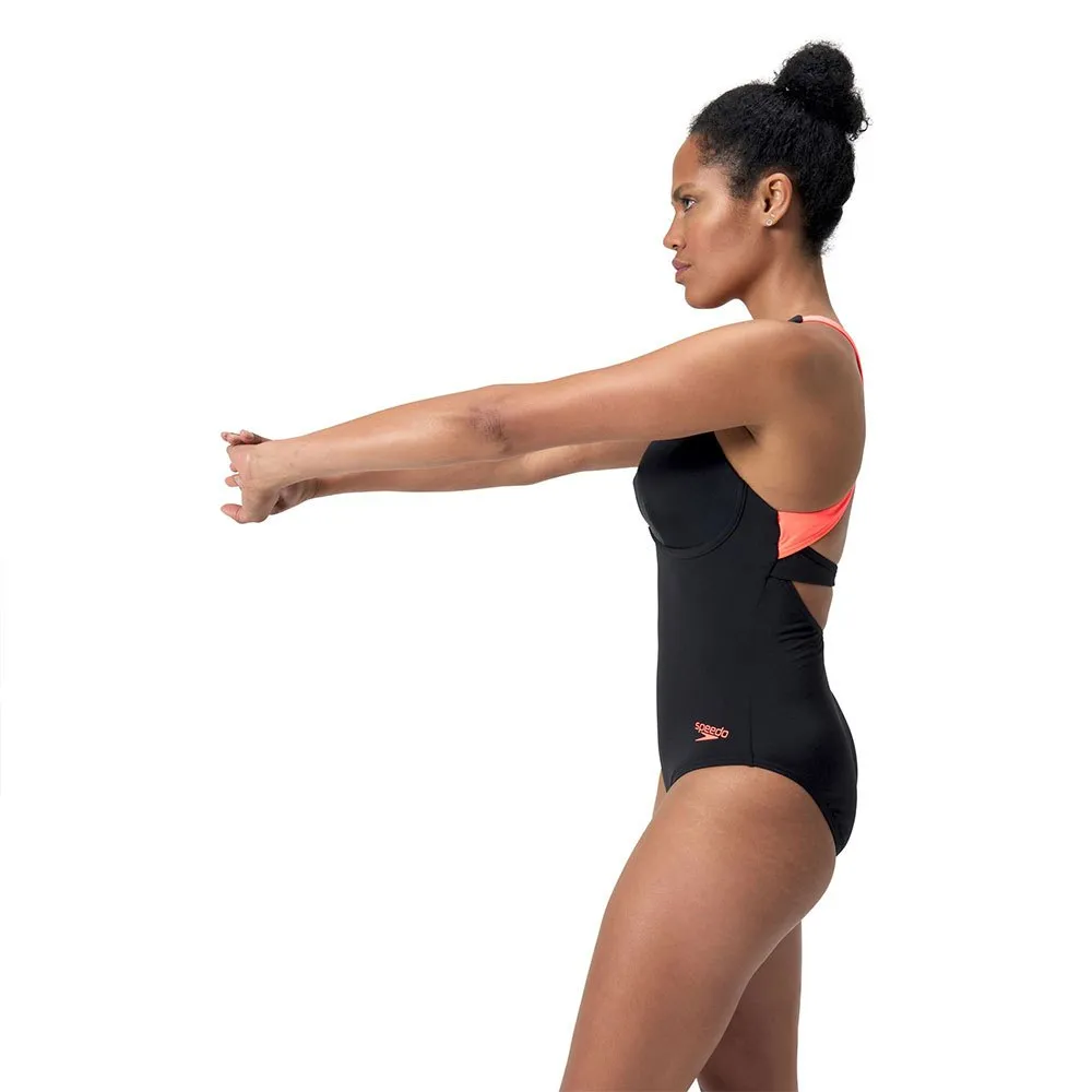 Speedo Flex Band With Built In Bra Badetøy female Speedo Flex Band With Built In Bra Badetøy female