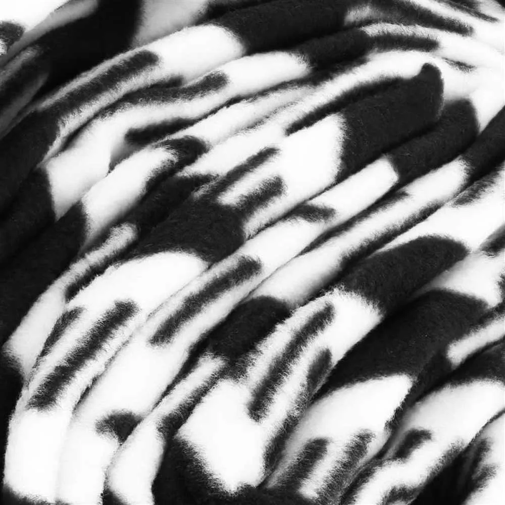 Spokey Zigzag Piknikteppe, Black / white, 210 x 180cm Spokey Zigzag Piknikteppe, Black / white, 210 x 180cm