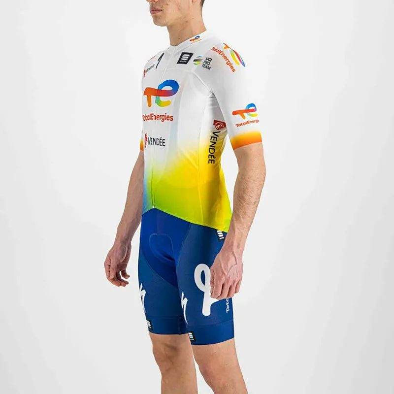 Sportful Total Energies Team Kort Ermet Trøye Sportful Total Energies Team Kort Ermet Trøye
