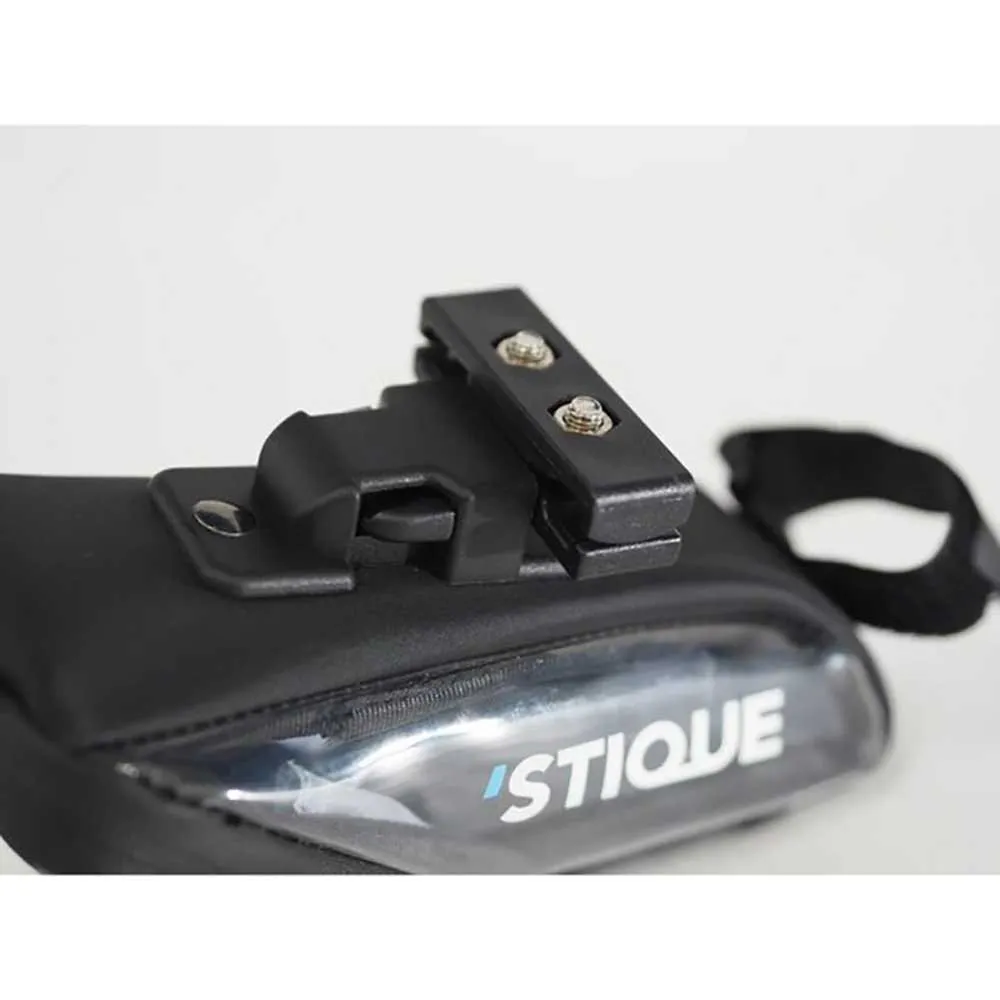 Stique Saddleguard 500ml Sadelveske, Grey / white, One Size Stique Saddleguard 500ml Sadelveske, Grey / white, One Size