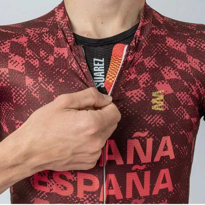 Suarez Vuelta España 2025 Kort Ermet Trøye