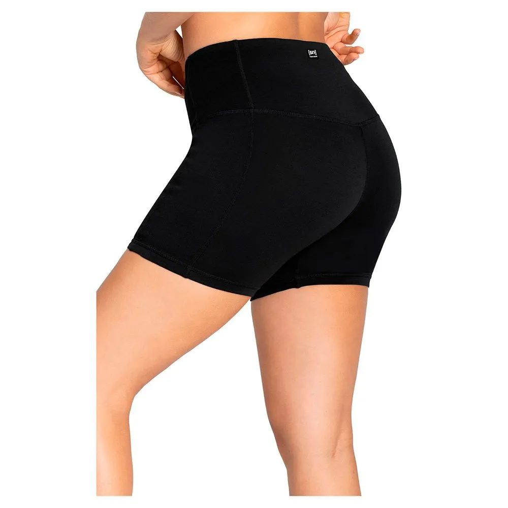 super.natural Liquid Flow Shorts