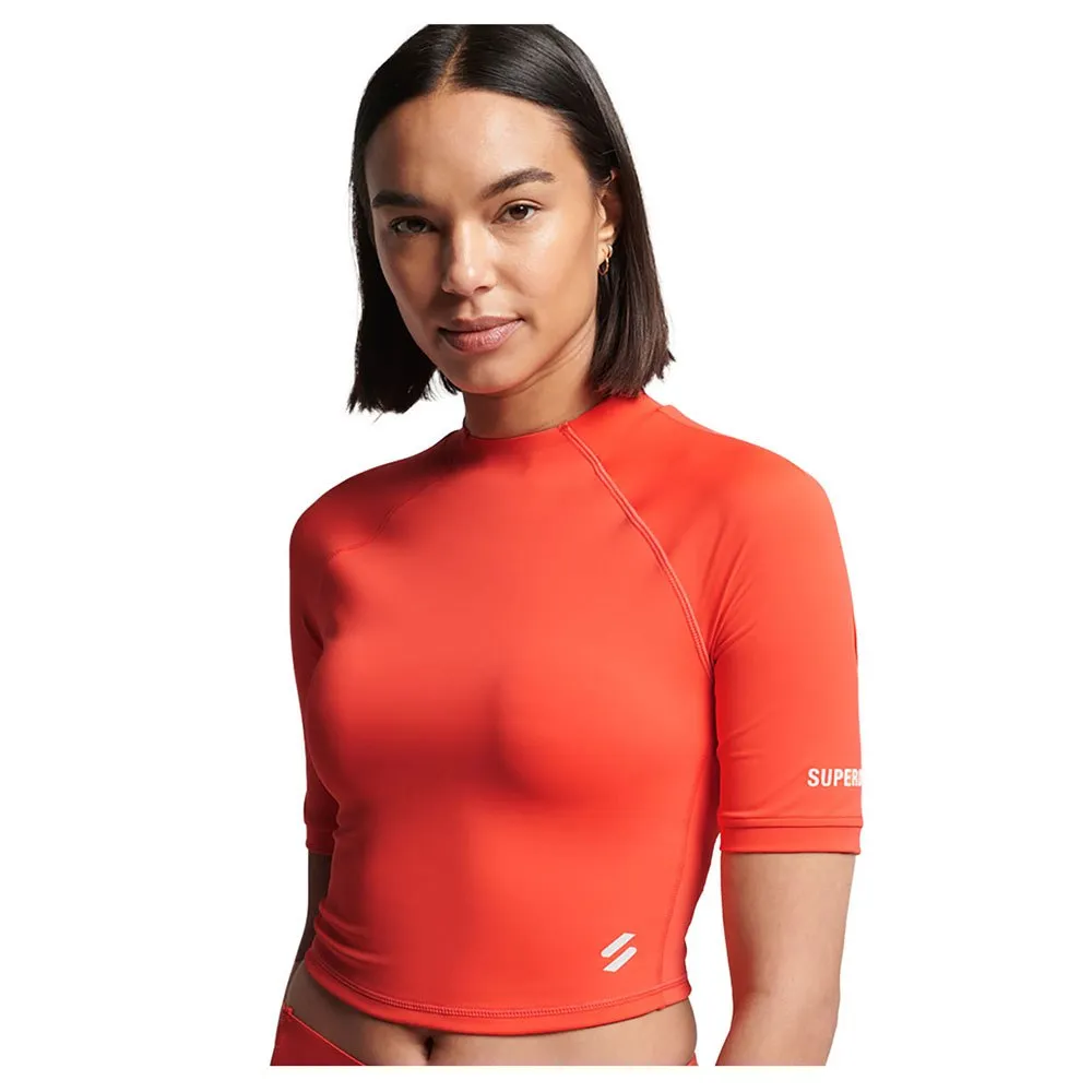 Superdry Run 3/4 Tight Crop Kortarmet T-skjorte female Superdry Run 3/4 Tight Crop Kortarmet T-skjorte female