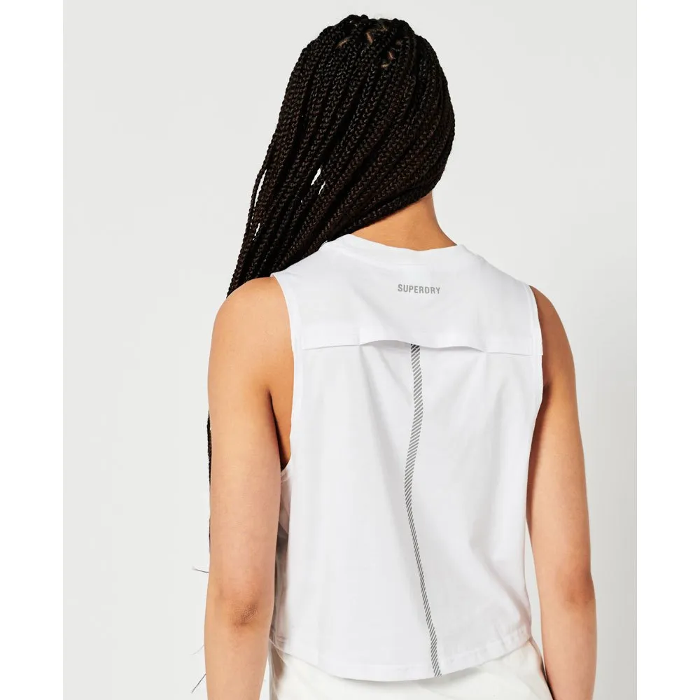 Superdry Run Cropped Loose Ermeløs T-skjorte female Superdry Run Cropped Loose Ermeløs T-skjorte female