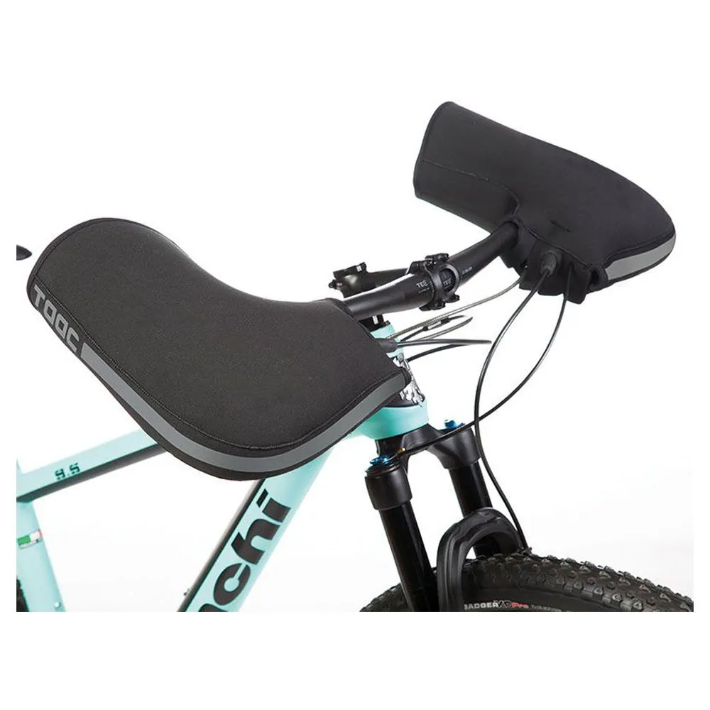 Taac Mountain Votter, Black