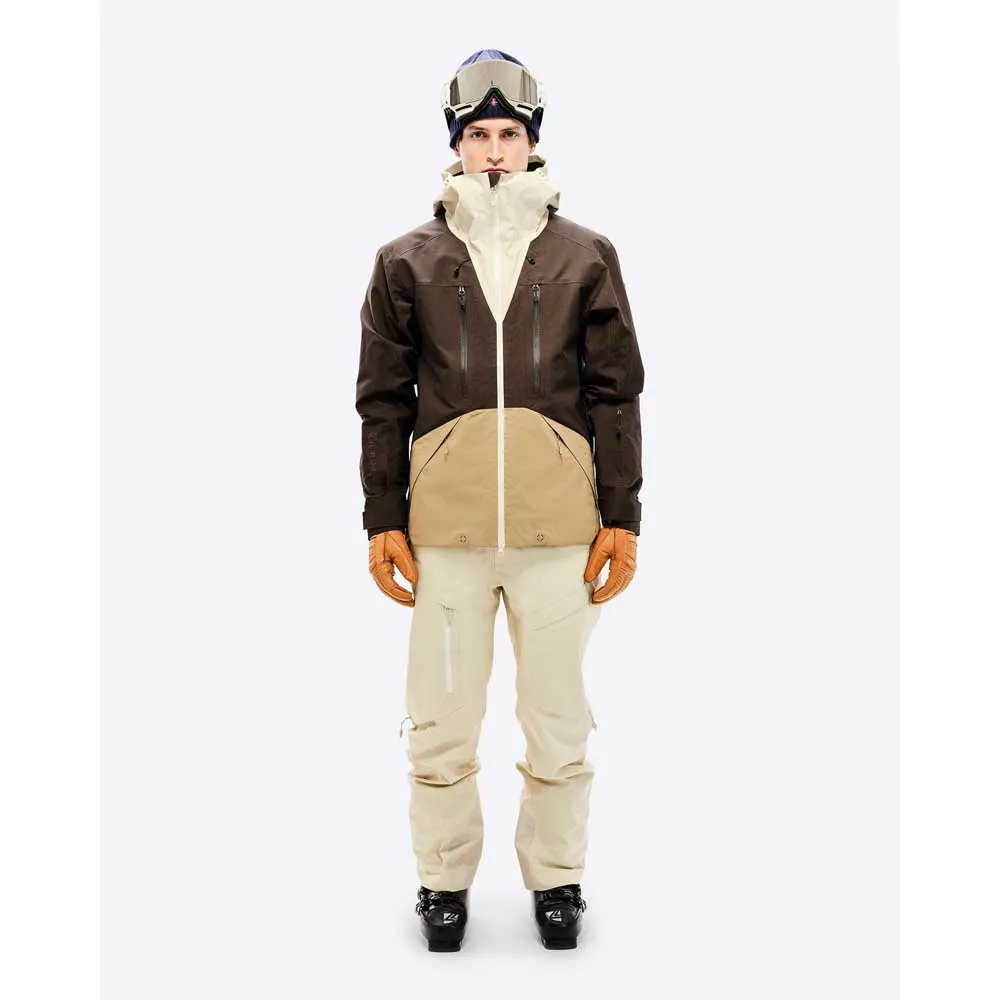 The Mountain Studio Gore-tex Pro 3l Jakke The Mountain Studio Gore-tex Pro 3l Jakke