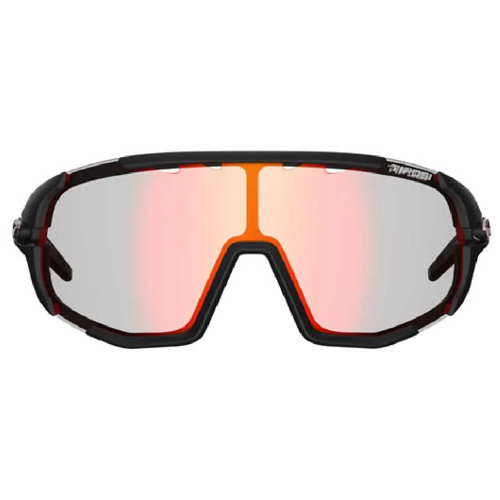 Tifosi Sledge Clarion Fototec Solbriller unisex, Matte black, Clarion Red/CAT3 Tifosi Sledge Clarion Fototec Solbriller unisex, Matte black, Clarion Red/CAT3
