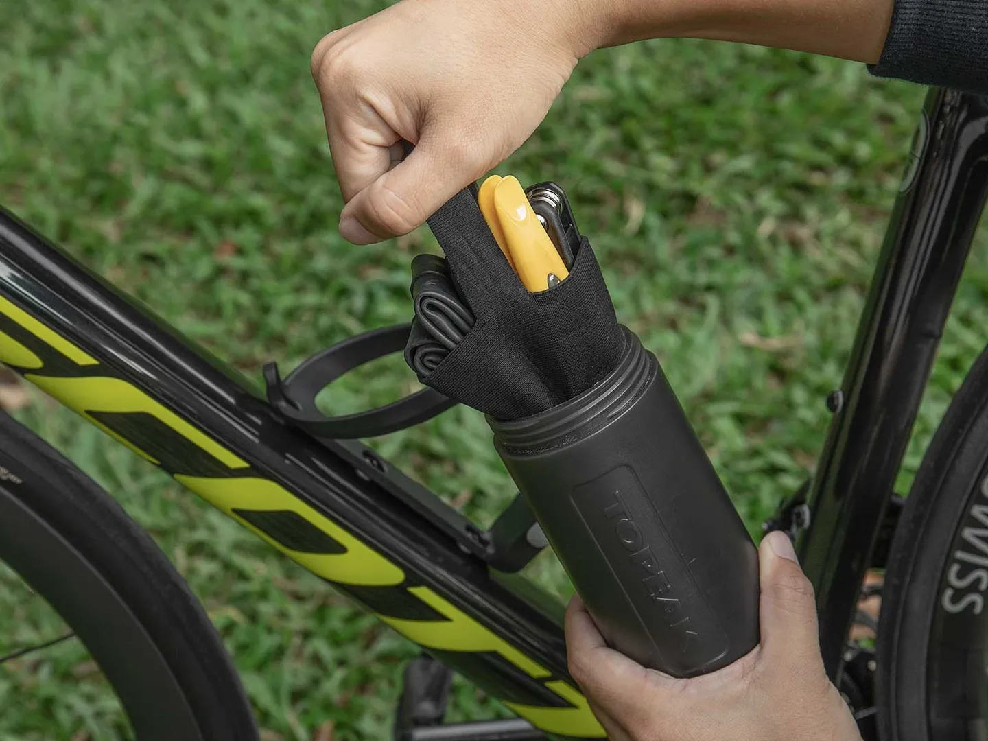 Topeak Escape Pod Verktøyflaske