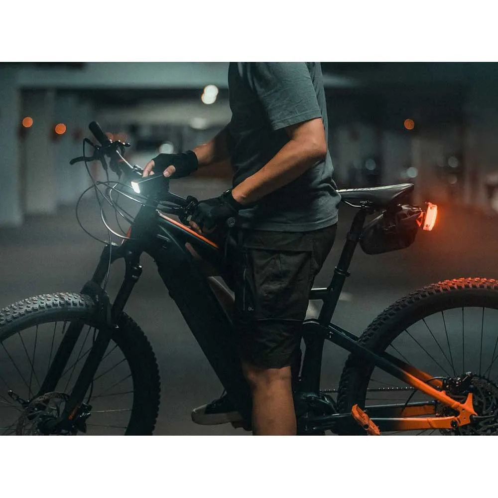 Topeak Powerlite Bt Combo Sykkellyktesett, Black / red, 800 / 80 Lysstyrker Topeak Powerlite Bt Combo Sykkellyktesett, Black / red, 800 / 80 Lysstyrker