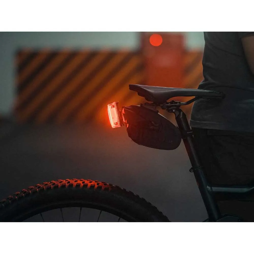 Topeak Powerlite Bt Combo Sykkellyktesett, Black / red, 800 / 80 Lysstyrker Topeak Powerlite Bt Combo Sykkellyktesett, Black / red, 800 / 80 Lysstyrker