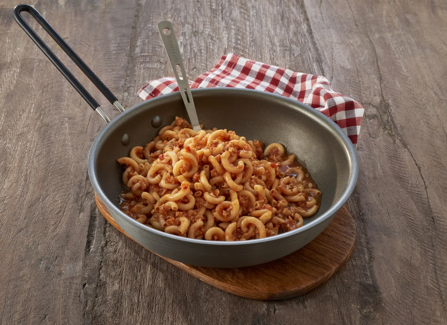 Trek'N Eat Pasta w/ vegetarian Bolognese