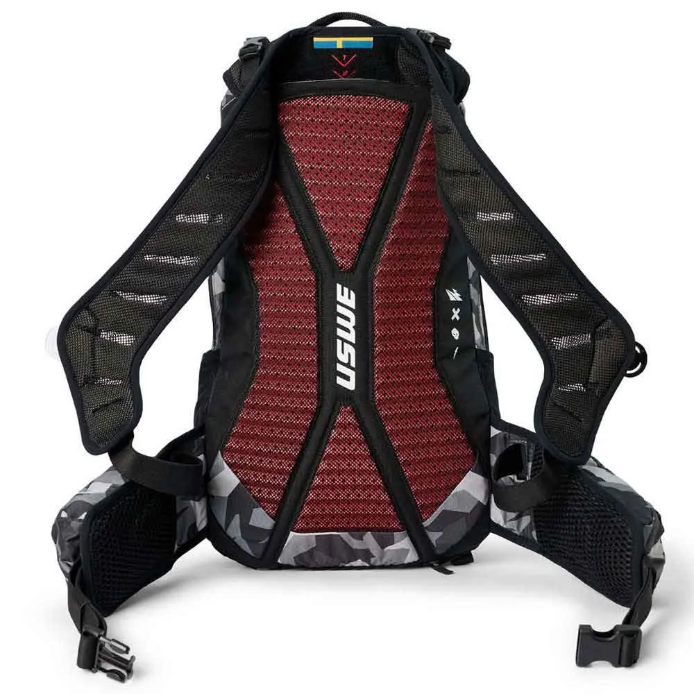 USWE Shred Mtb Ryggsekk 25l, Camo / black, One Size USWE Shred Mtb Ryggsekk 25l, Camo / black, One Size