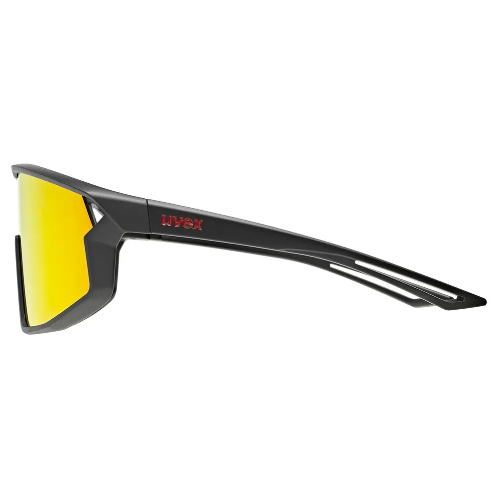 Uvex Skyryse Solbriller Refurbished, Black matt, Mirror Red/CAT3 Uvex Skyryse Solbriller Refurbished, Black matt, Mirror Red/CAT3