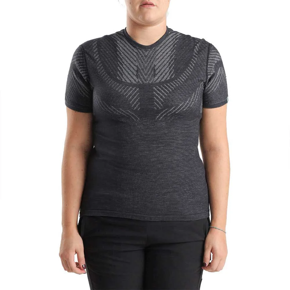 UYN Hydrocross Comfort Fit Kortarmet T-skjorte, Black beauty UYN Hydrocross Comfort Fit Kortarmet T-skjorte, Black beauty