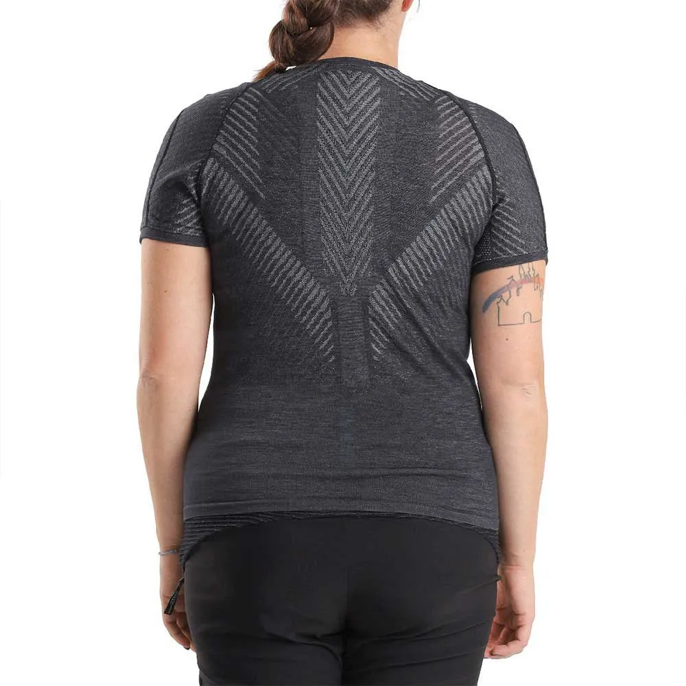 UYN Hydrocross Comfort Fit Kortarmet T-skjorte, Black beauty UYN Hydrocross Comfort Fit Kortarmet T-skjorte, Black beauty