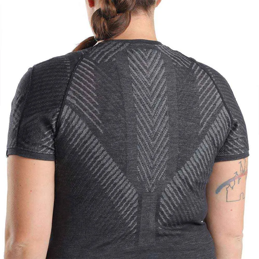 UYN Hydrocross Comfort Fit Kortarmet T-skjorte, Black beauty UYN Hydrocross Comfort Fit Kortarmet T-skjorte, Black beauty