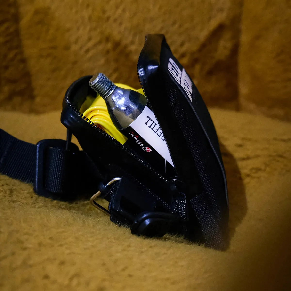 Velodrom VCC VELODROM RaceDay by Cordel Compact Road Saddle Bag, Black/white graphic Velodrom VCC VELODROM RaceDay by Cordel Compact Road Saddle Bag, Black/white graphic