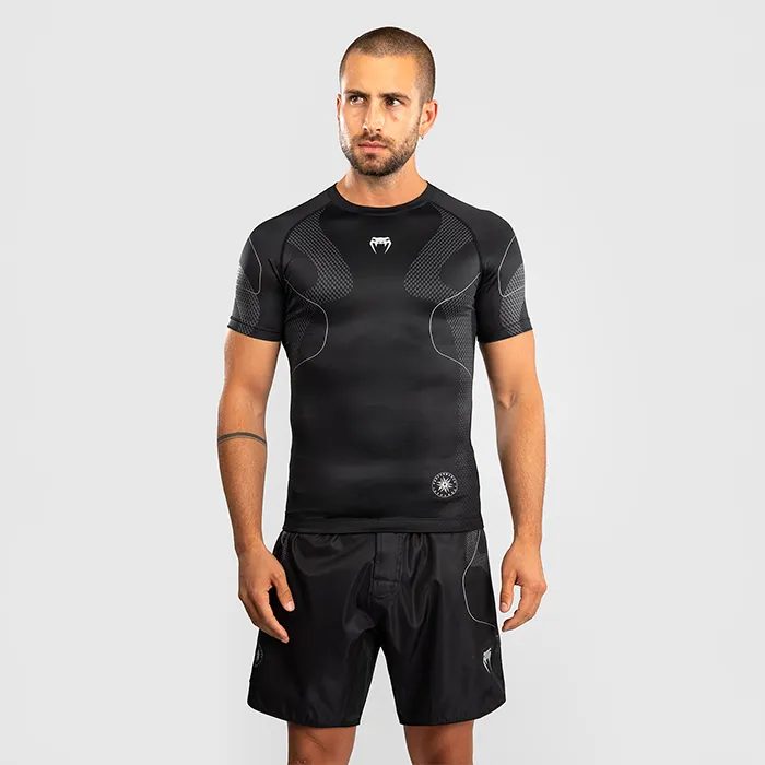 Venum Nexus Rashguard Kort Erme Venum Nexus Rashguard Kort Erme
