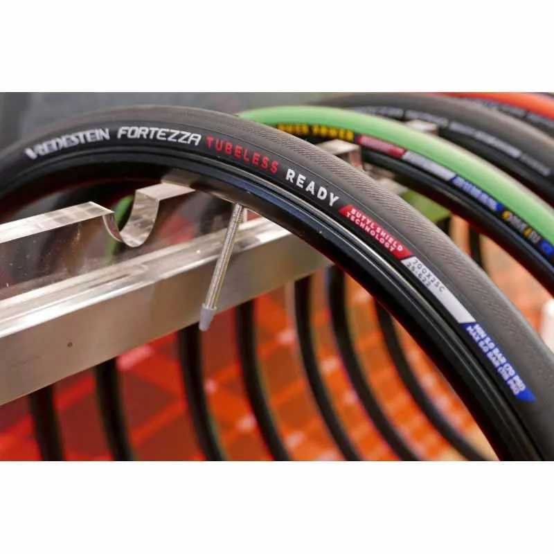 Vredestein Fortezza Senso Tubeless 700c X 25 Racerdekk, Black, 700C x 25, Sykkeldekk Vredestein Fortezza Senso Tubeless 700c X 25 Racerdekk, Black, 700C x 25, Sykkeldekk