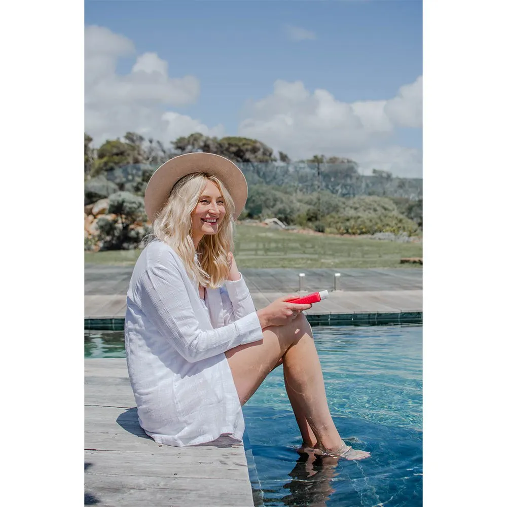 We Are Feel Good Signature Spf50+ 200ml Solkrem, Red, One Size