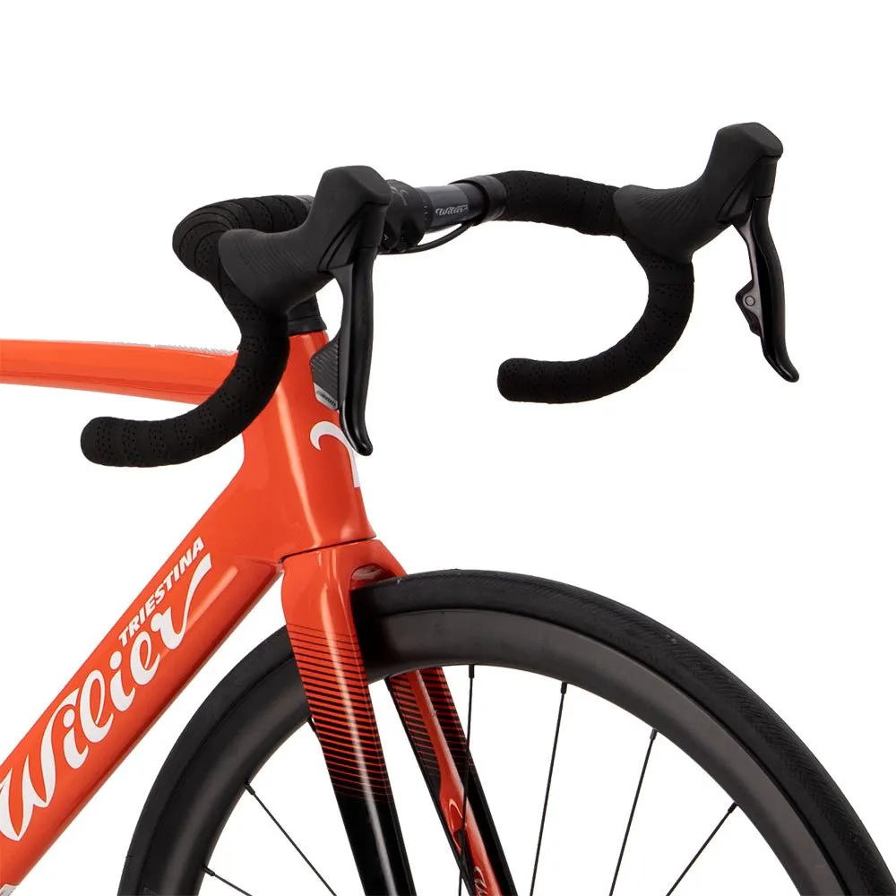 Wilier Cento10 Sl Disc Sram Rival Axs Landeveissykkel Wilier Cento10 Sl Disc Sram Rival Axs Landeveissykkel