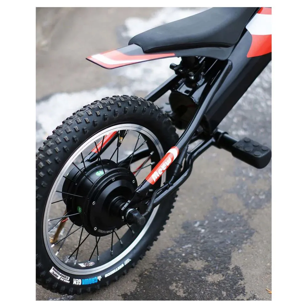 Yotsuba Moto Meow 12 With Stickers Kit Red/blue Elektrisk Motorsykkel, White / red / blue, One Size, Barnesykkel